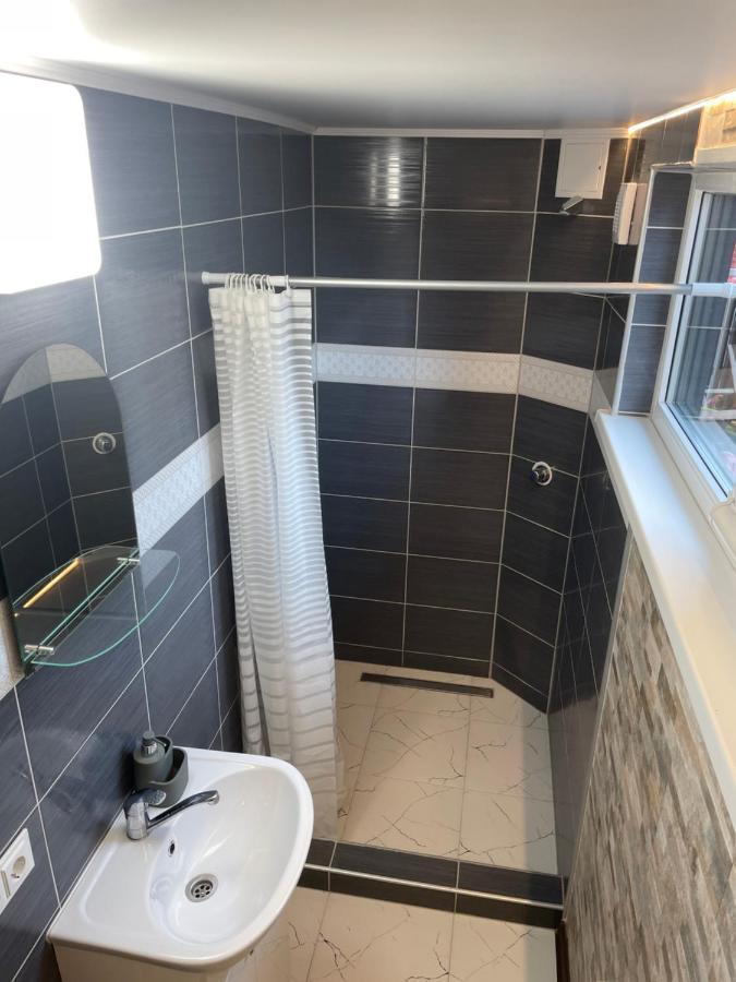 Lapiu Ola Apartment อูเตนา ภายนอก รูปภาพ